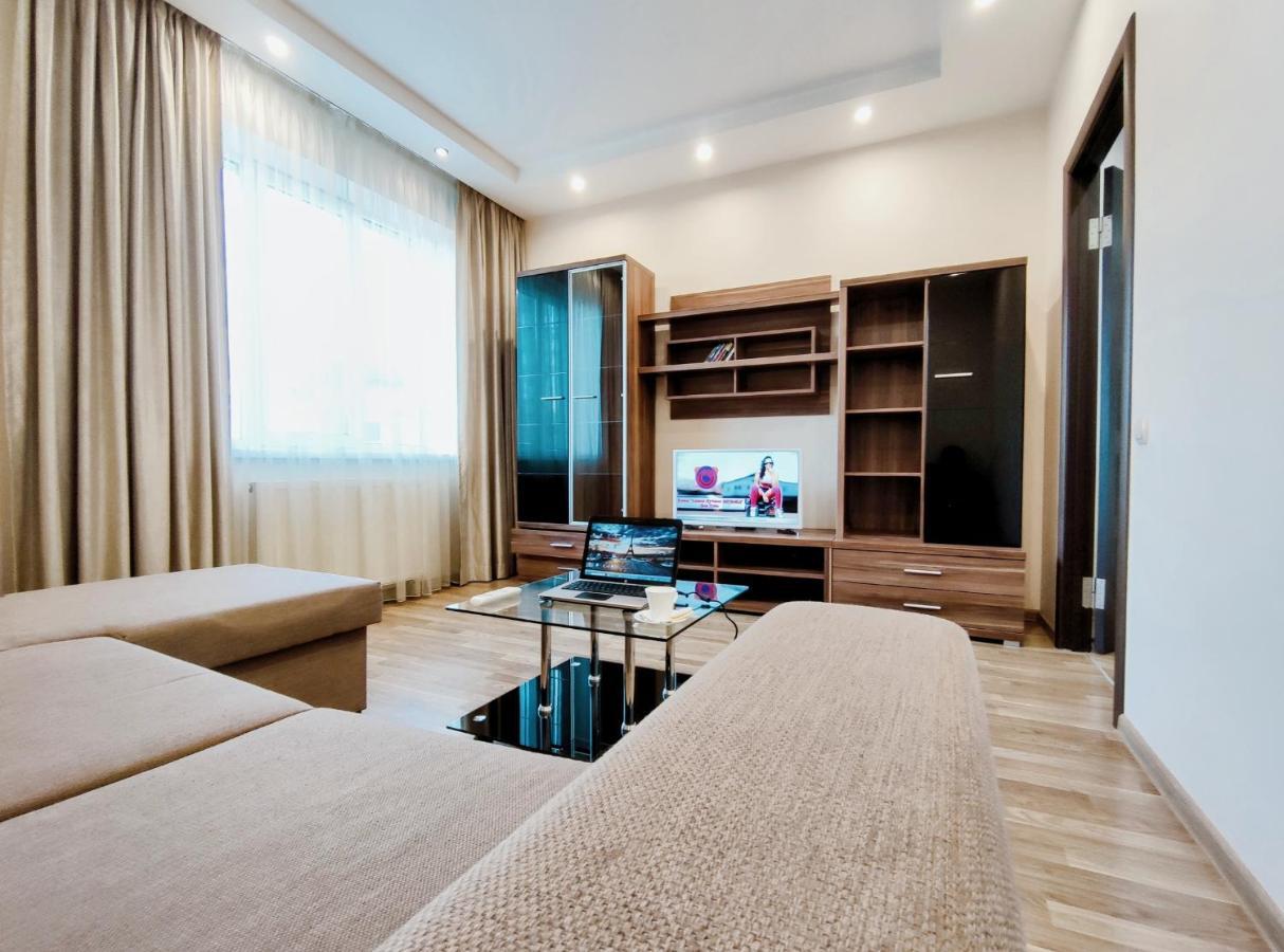 Apartment Positive Lviv Extérieur photo